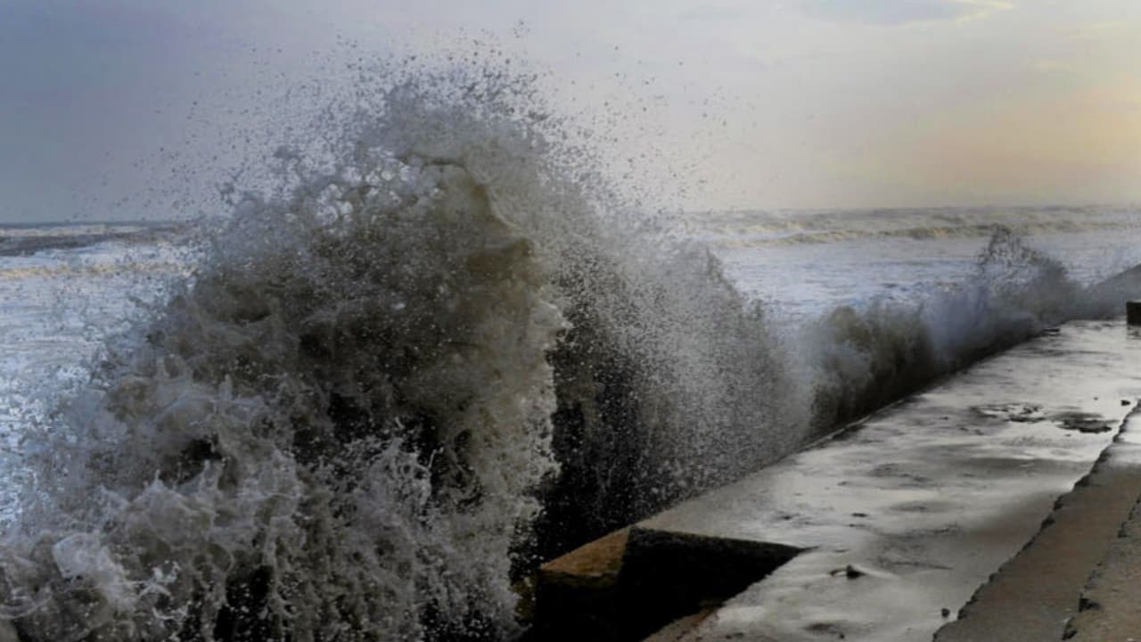 Cyclone Dana: ধেয়ে আসছে সাইক্লোন দানা, ভাসবে উপকূলীয় মেদিনীপুর